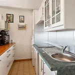 A Antibes, 33 M², Piscine Partagee *